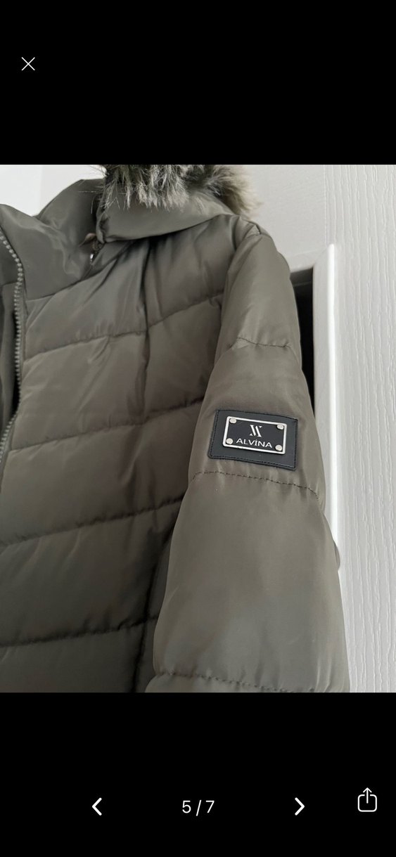 Uzun Kışlık Mont Kürklü Kapüşonlu
Fermuarı yaptırılması gerekli - Görsel 5