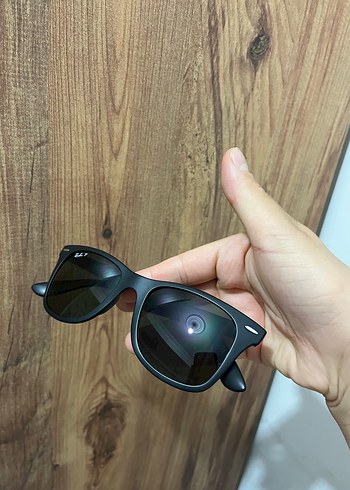 Ray-Ban Siyah Kadın Güneş Gözlüğü