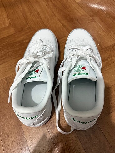37 Beden beyaz Renk Reebok kadın spor ayakkabı