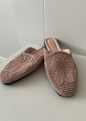 Diger Bej Örgü Kadın Terlik