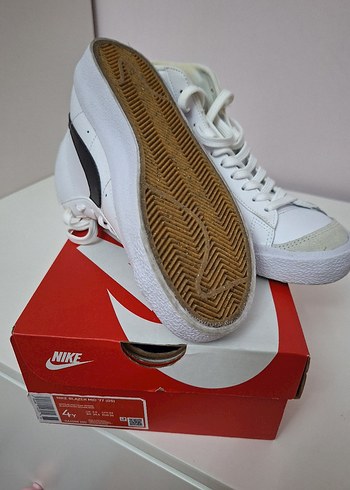 Nike Beyaz Yüksek Spor Ayakkabı orjinal - Görsel 4