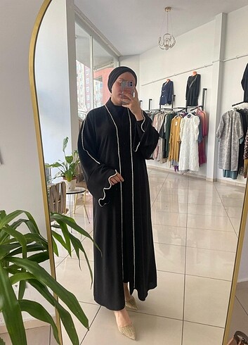 s Beden siyah Renk Özel dikim taşlı abaya