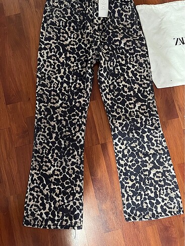 Zara leopar pantolon