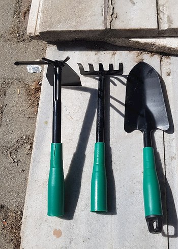 Yeşil Saplı Bahçe El Aletleri Seti