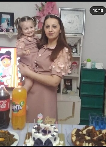 Cok guzel anne kiz kombini