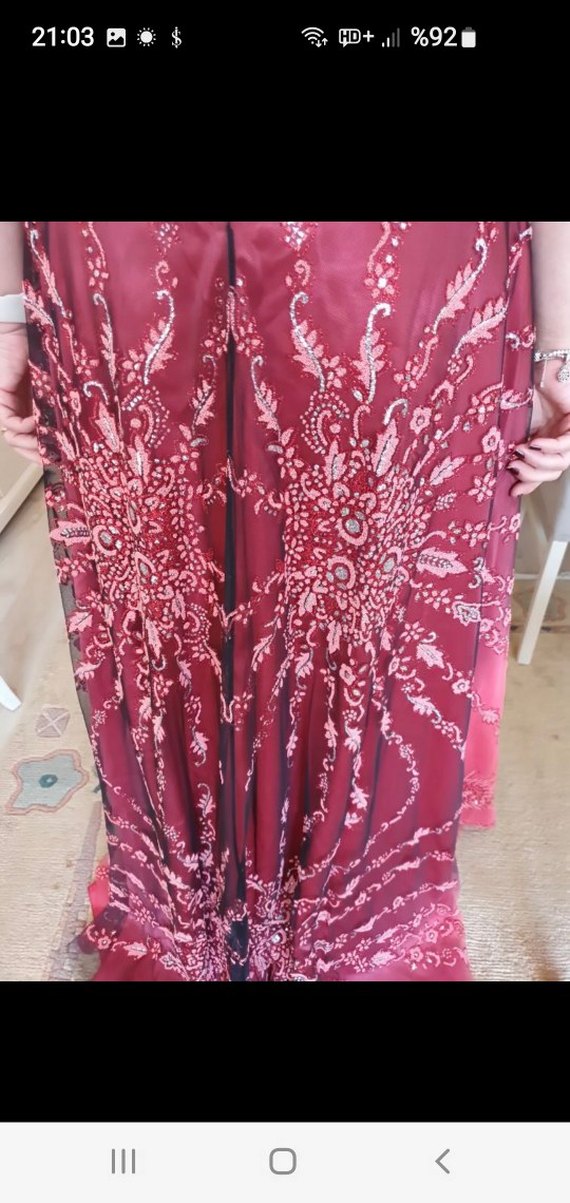 Kırmızı tuvalet - Görsel 5