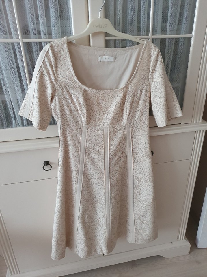 Dantel Detaylı midi keten elbise. - Görsel 2