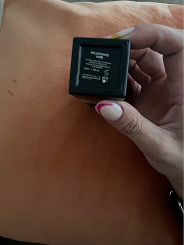 Beden Hudabeauty fondöten