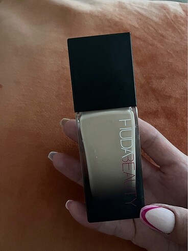 Beden Renk Hudabeauty fondöten