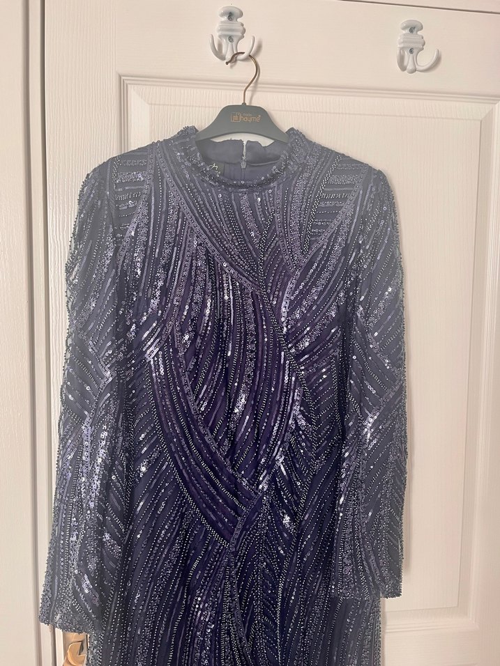 Lacivert Payetli boncuklu uzun tesettür abiye - Görsel 2