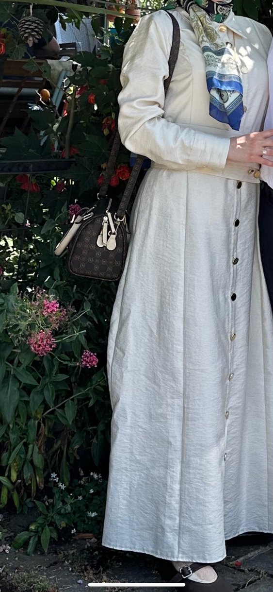 Düğmeli Beyaz Uzun Kollu Kadın Elbise - Görsel 5