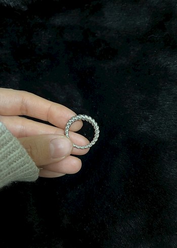 Gri Minimalist Yüzük - Görsel 4