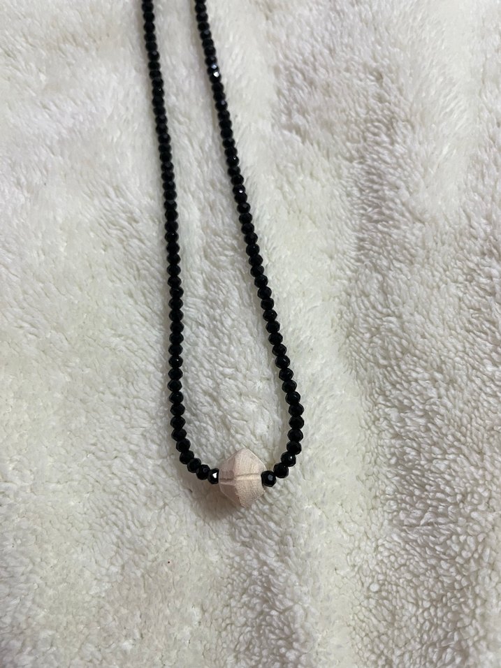 Uzun Siyah Boncuklu çıtlık kolye - Görsel 2