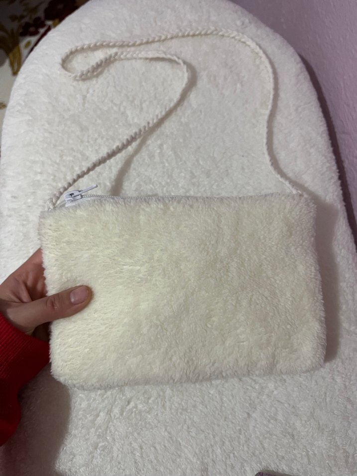 Bohem Tarzı Krem Kadın Peluş Çanta - Görsel 4