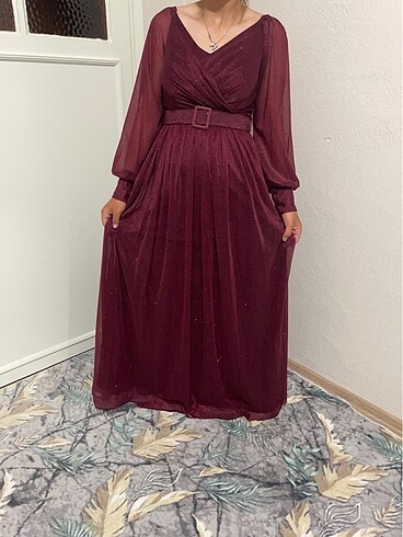 Trendyol & Milla Bordo simli kemer detaylı abiye