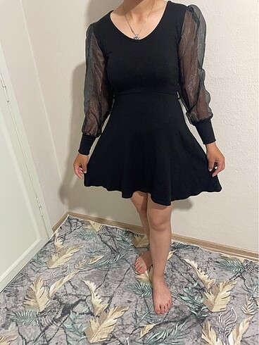 Siyah mini elbise