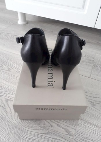 36 Beden Kadın Siyah Stiletto Topuklu Tokalı Ayakkabı