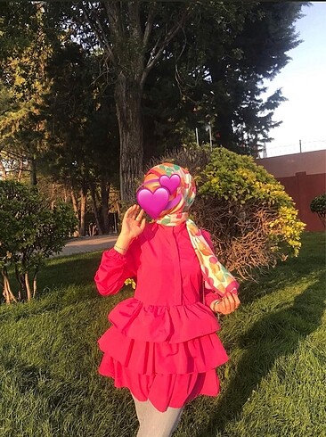 Pembe gömlek