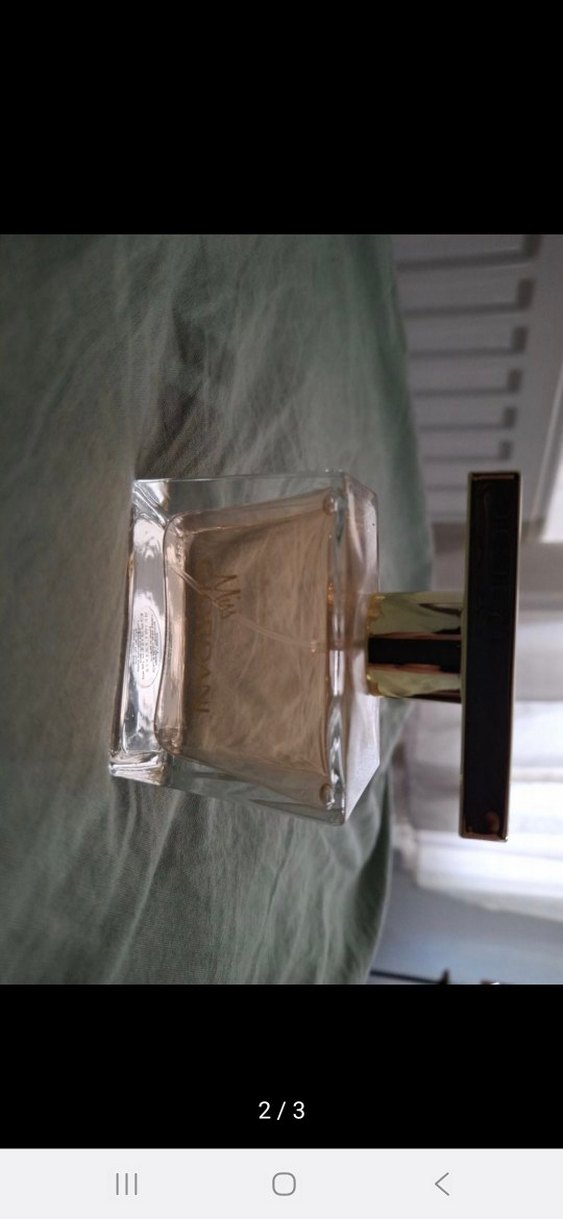 Kadın Parfümü Altın Kapaklı Şişe - Görsel 2