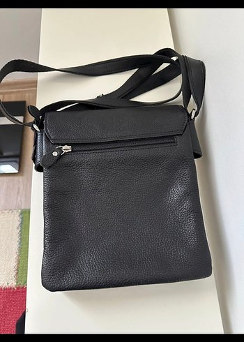 Siyah Erkek Omuz Çantası Tokalı Aka deri - Görsel 2