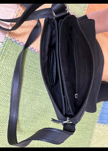 Siyah Erkek Omuz Çantası Tokalı Aka deri - Görsel 4