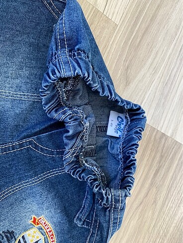 4 Yaş Beden Beli lastikli 3-4 yaş erkek çocuk şortu