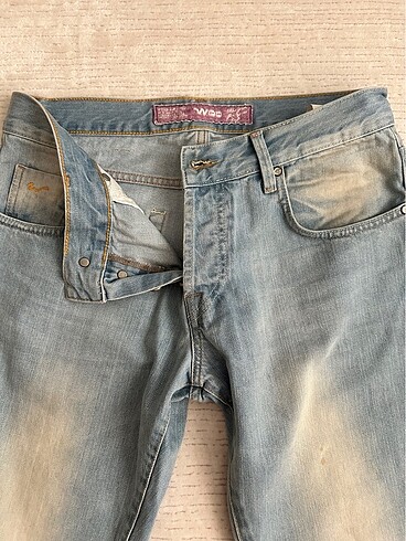 32 Beden Buz Mavisi Jean