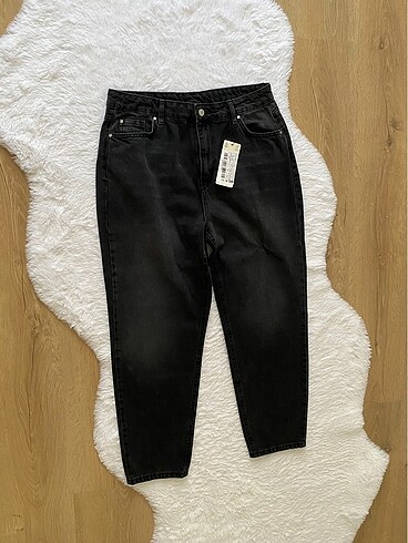 Trendyol & Milla TrendyolMilla Siyah Mom Jean