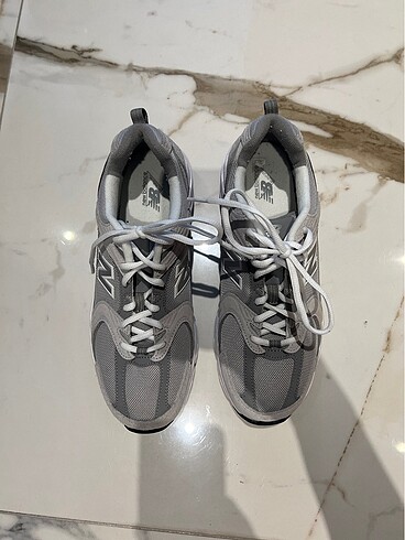 41,5 Beden gri Renk New Balance 530 gri spor ayakkabi