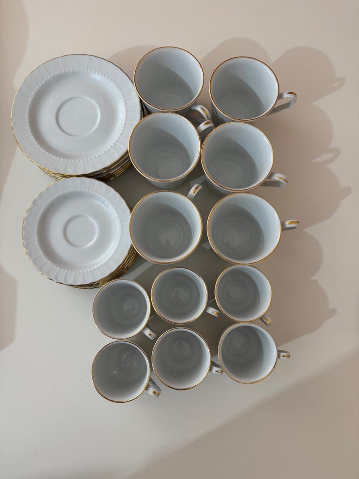 Beyaz ve Altın Kenarlı 6'lı Kahve Fincanı Takımı - Görsel 5