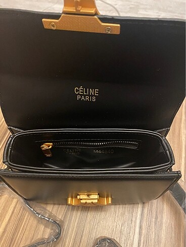 Beden Celın Gold Aksesuarlı Çanta