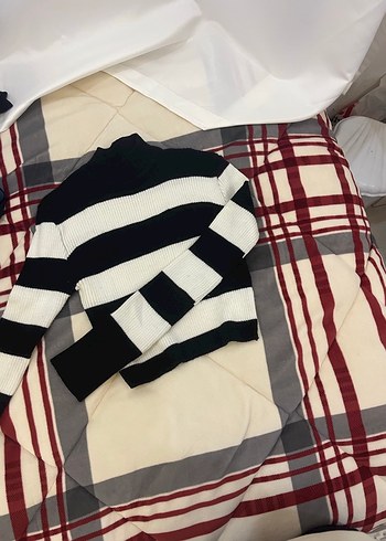 Çizgili Boğazlı Kadın Triko Kazak - Görsel 2