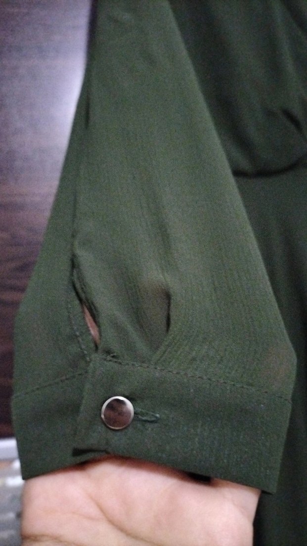 V yaka uzun kollu haki uzun elbise - Görsel 3