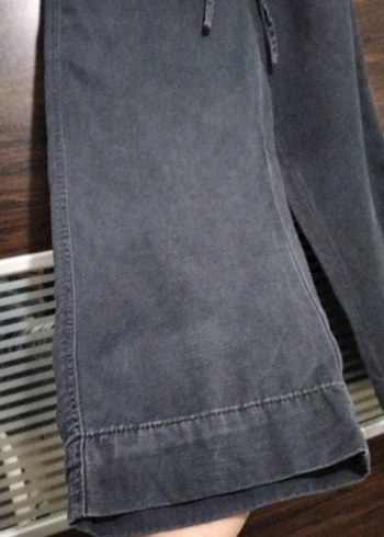 Kadın Gri Denim Kemerli Bol Paça Pantolon - Görsel 4