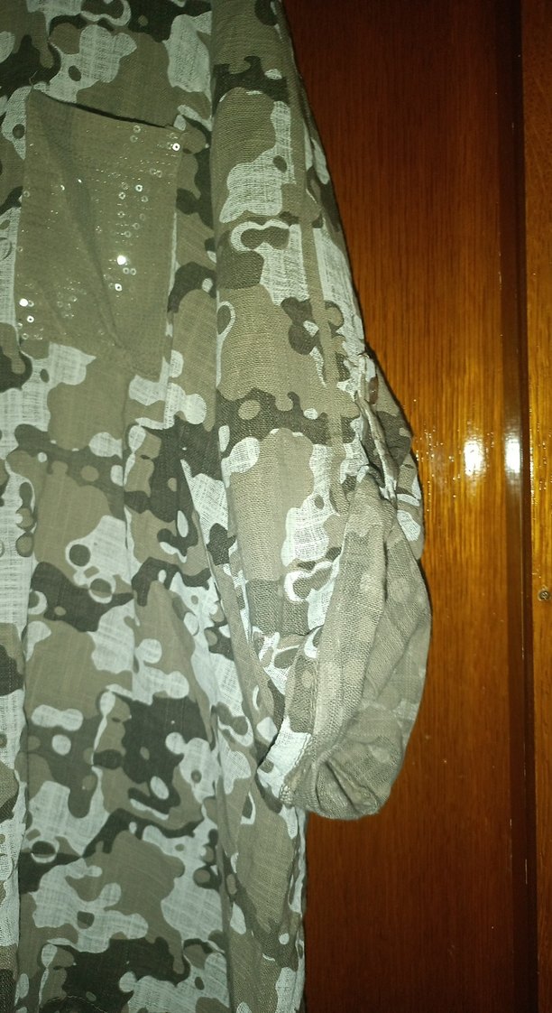 Kadın Bej Kamuflaj Desenli Keten Gömlek - Görsel 3