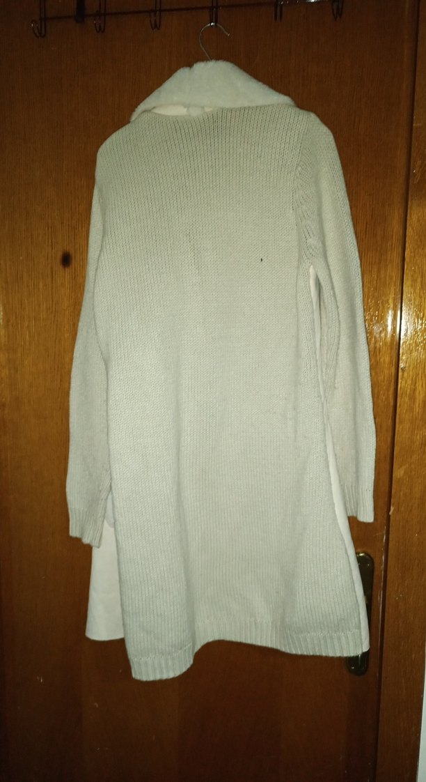 Düğmeli Beyaz Midi Süet Anne Montu - Görsel 3