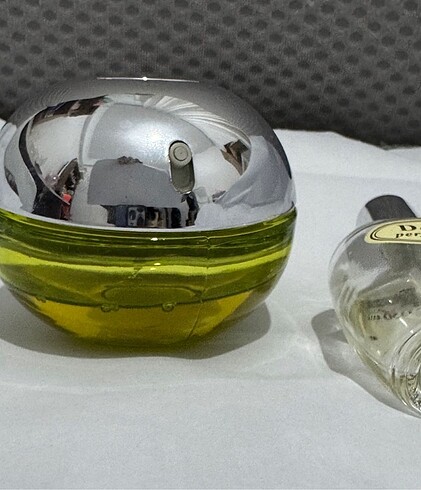 Donna karan yeşil elma DKNY