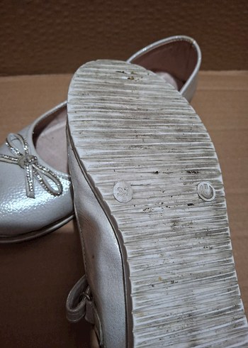 Kız Çocuk Beyaz Tokalı Babet Ayakkabı - Görsel 6