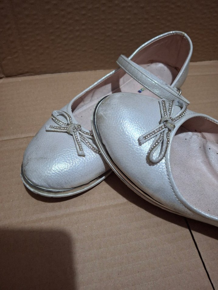 Kız Çocuk Beyaz Tokalı Babet Ayakkabı - Görsel 5