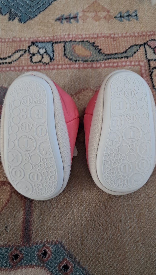 Kız Çocuk Pembe Kürklü Nakışlı Ev Terliği - Görsel 2