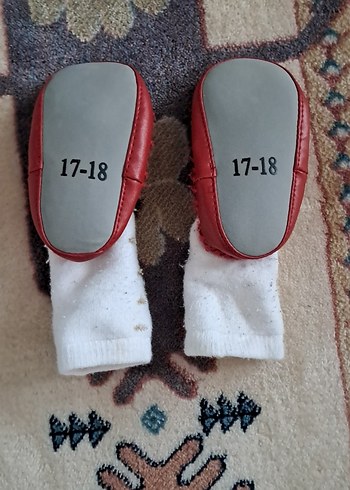 Kızlar için Nakışlı Örgü Ev Terliği - Görsel 2