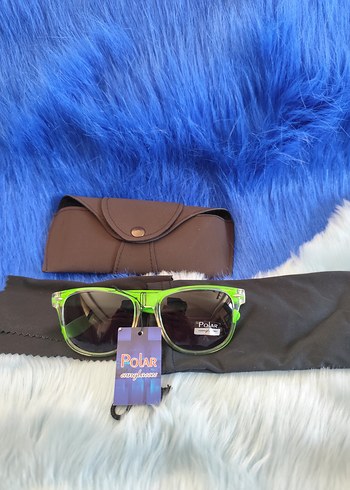 Yeşil Polarize Kadın Güneş Gözlüğü - Görsel 4