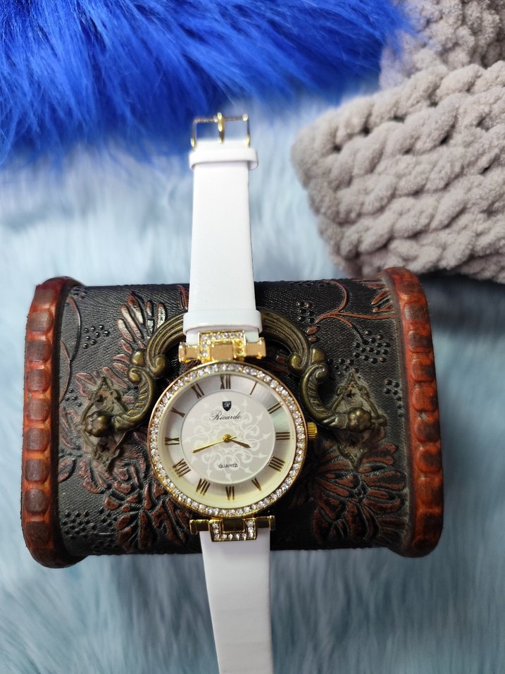 Beyaz Klasik Kadın Kol Saati - Görsel 2