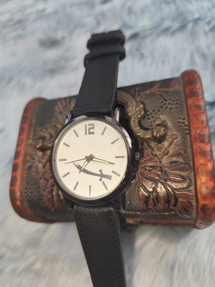 Zülfikar Kılıçlı kol saati - Görsel 3