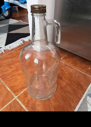 Saplı Cam Vazolu Şişe tane fiyatıdır 8 adet vardır