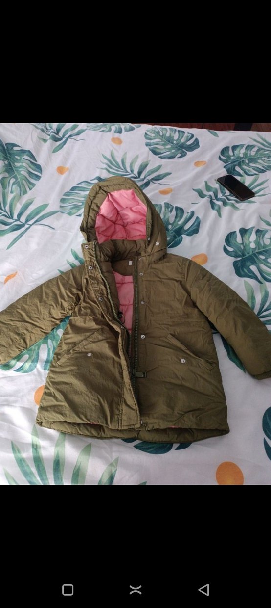 Kapüşonlu Kız Çocuk Mont - Görsel 3