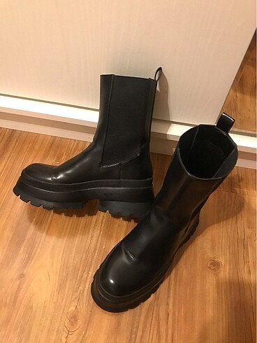 38 Beden Zara Bot