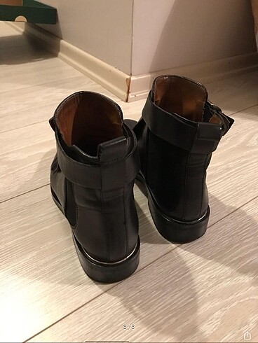 38 Beden Zara Bot