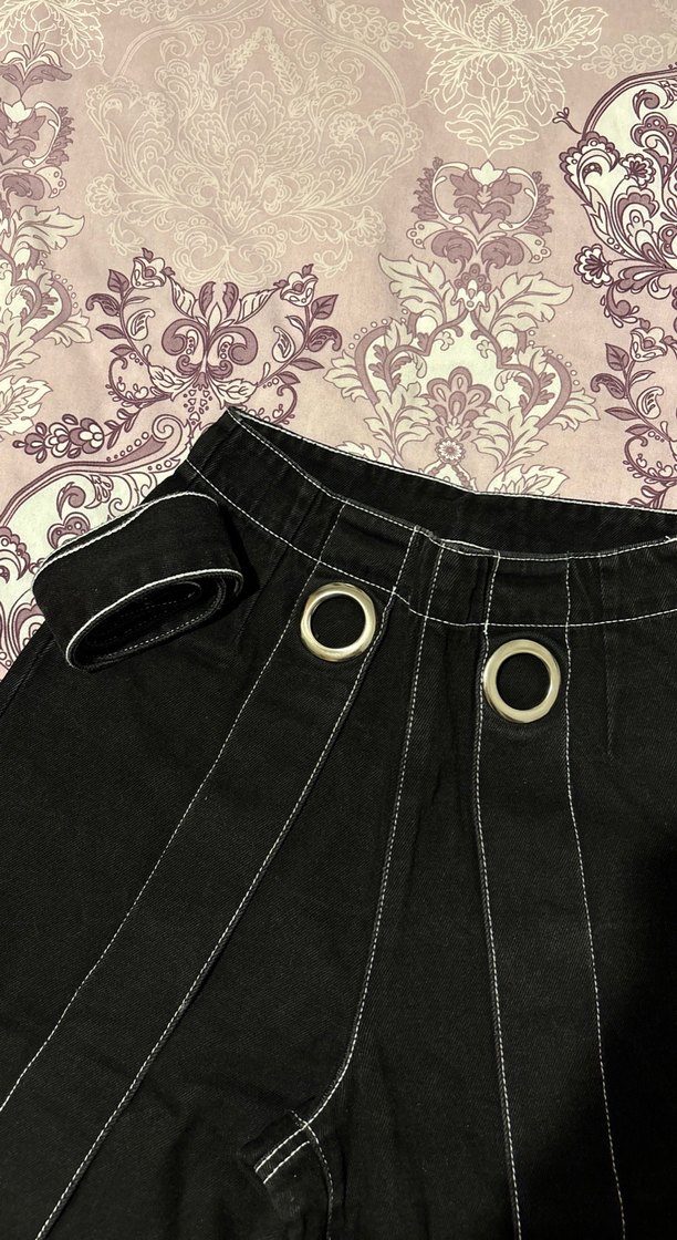 Siyah Düğmeli Geniş Kesim Kadın Kot Pantolon - Görsel 4