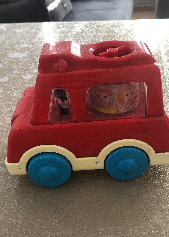 Şarkı Söyleyen Oyuncak Araba - Görsel 2